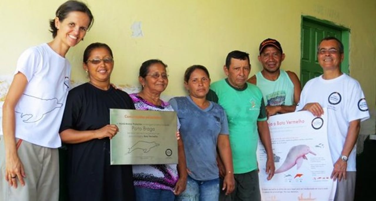 web_relatorio_professores_recebem_placa_em_porto_braga2